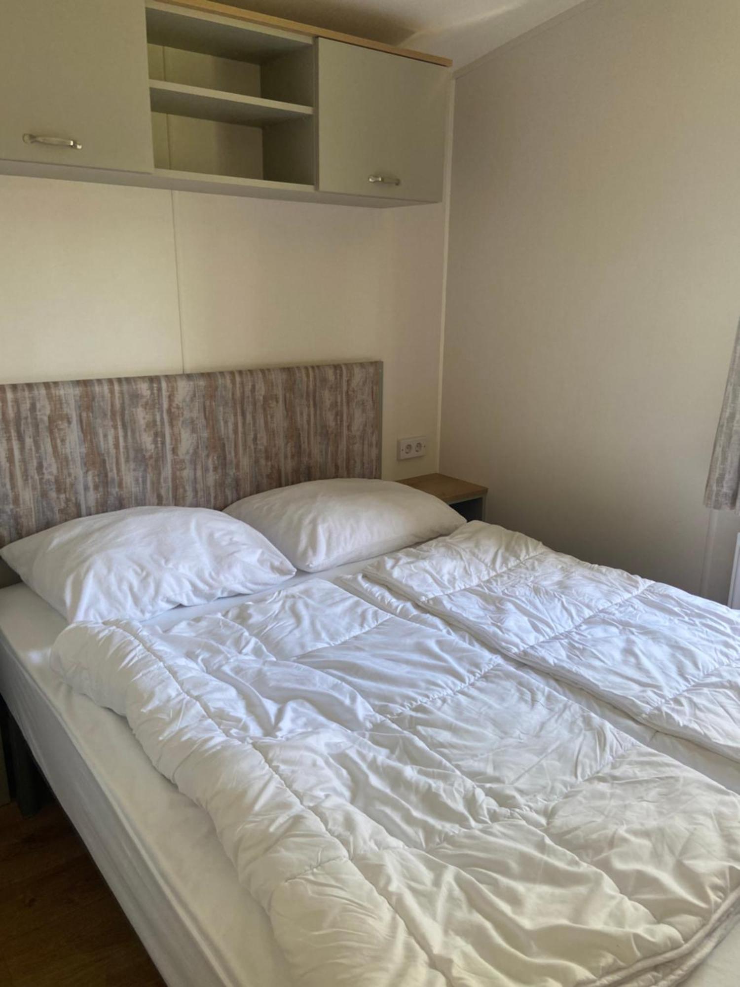 Camping De Duinhoeve Chalet Vogel Not For Companies 新哈姆斯泰德 外观 照片